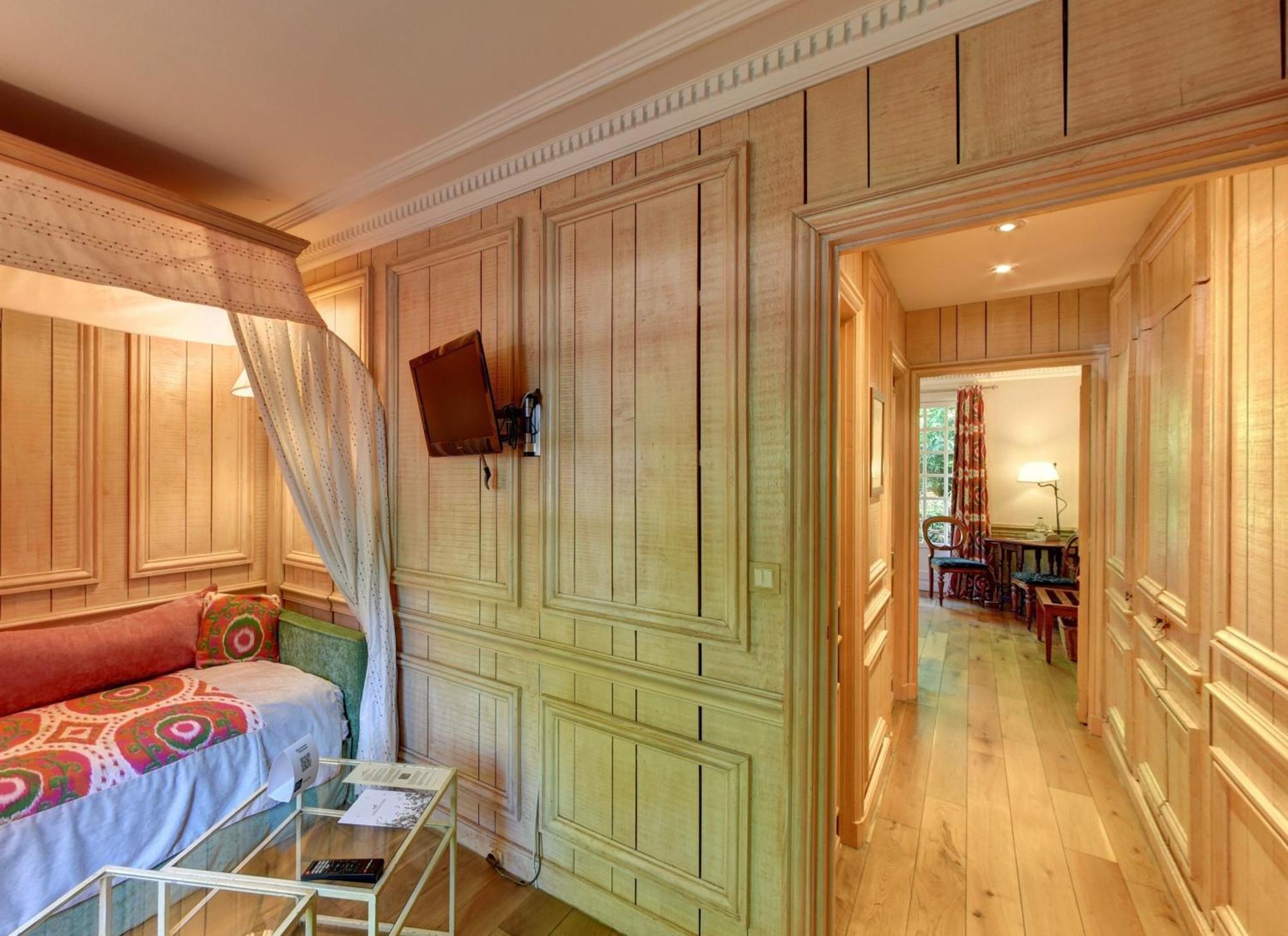 Cazaudehore, Hotel De Charme Au Vert Saint-Germain-en-Laye Esterno foto